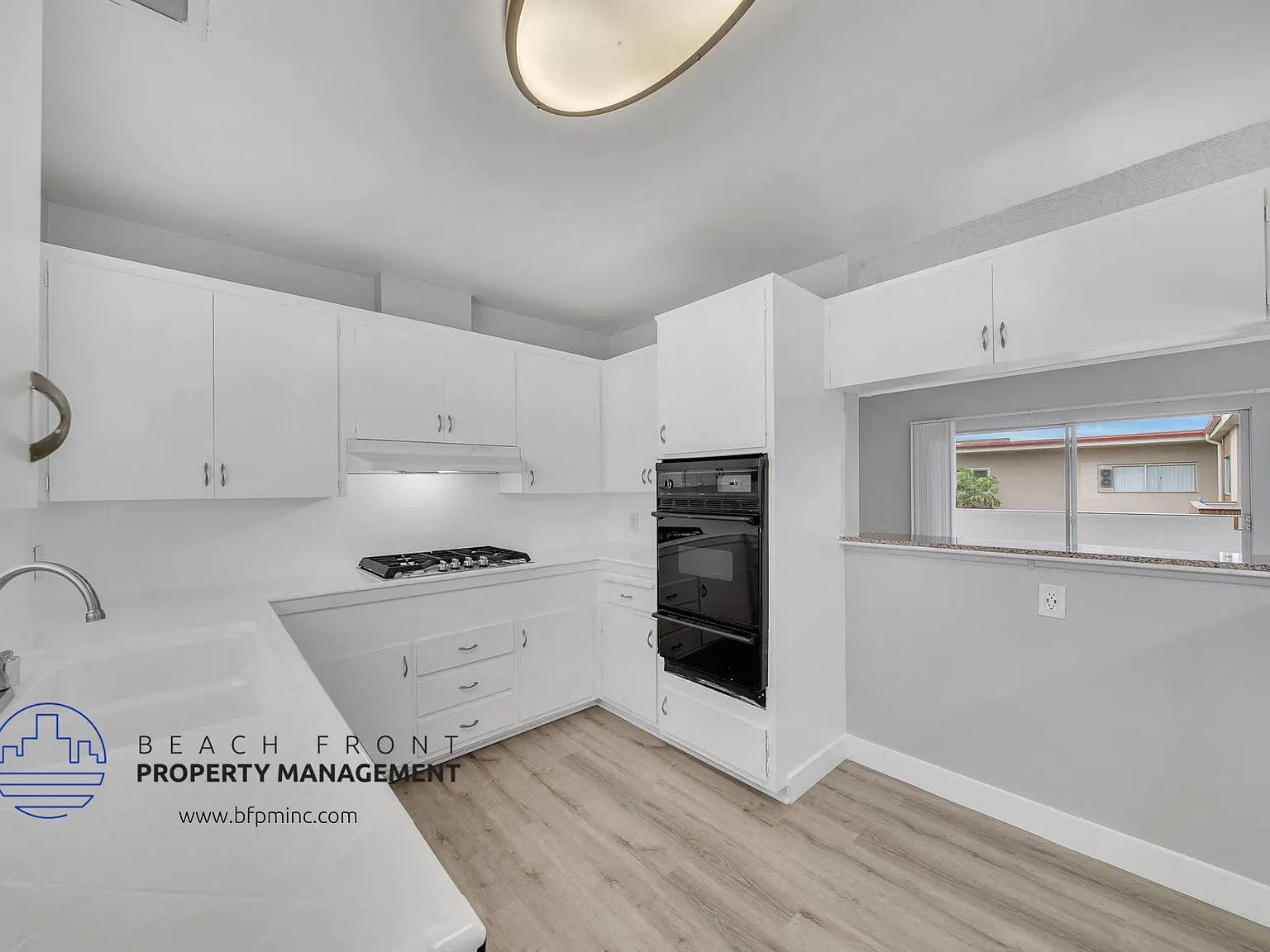 10327 Downey Ave. — Photo 2