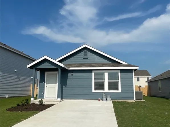 136 Jack Browning Dr, Jarrell, TX 76537