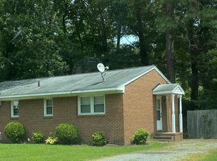 7076 Bray Rd, Hayes, VA 23072