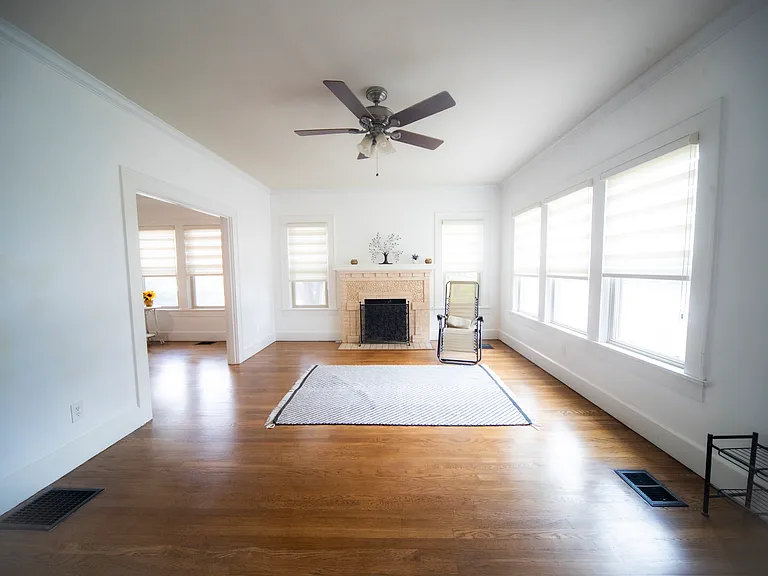2600 Shirley Ave — Photo 7