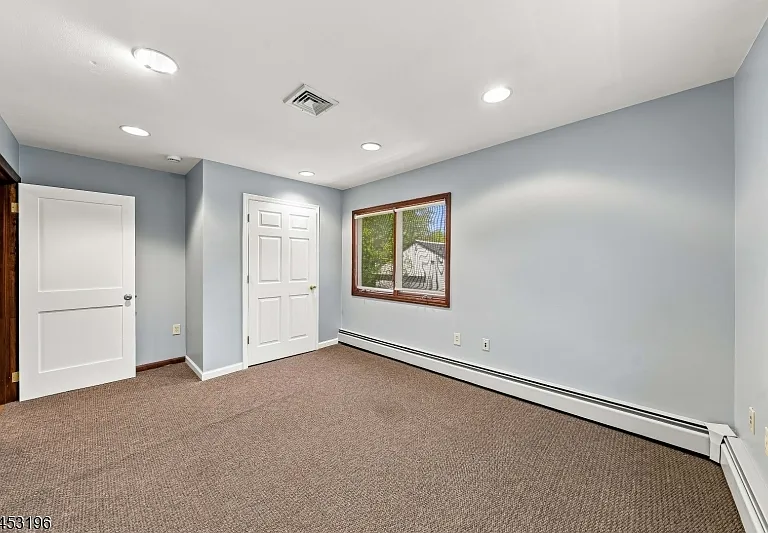32 Commerce Dr #2 — Photo 8