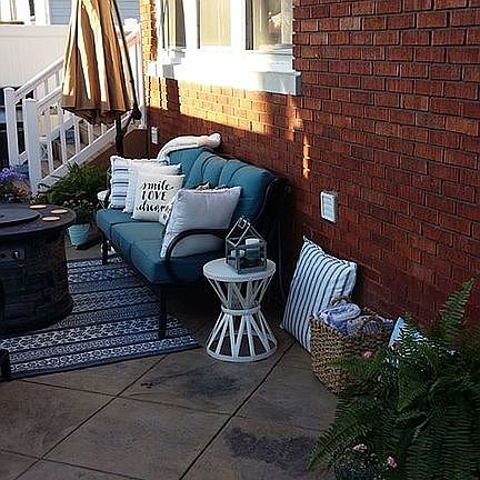 Paved patio w/privacy fence