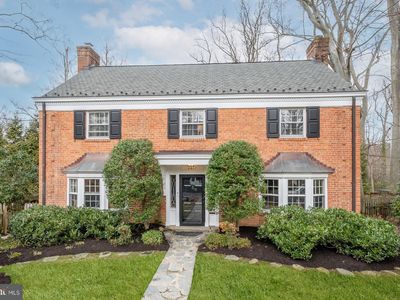 2837 Chesapeake St NW, Washington, DC, 20008
