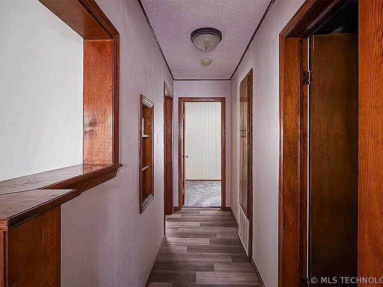 613 W 23rd St — Photo 17