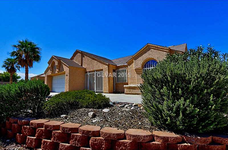 1st image of 2223 Welsey Manor Dr