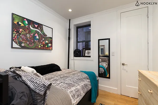 Rented by Nooklyn NYC LLC | media 13