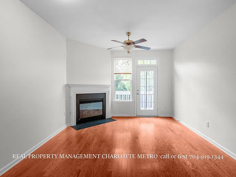 1630 Walnut View Dr — Photo 16