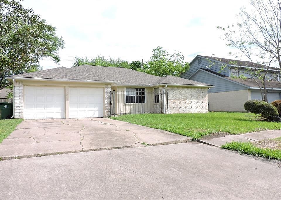 1st image of 7002 Castleview Ln