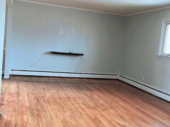 4th image of 14616 Willets Point Blvd Floor 2