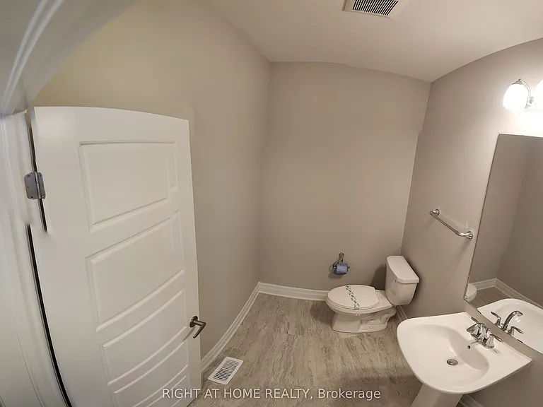 3048 John McKay Blvd — Photo 15