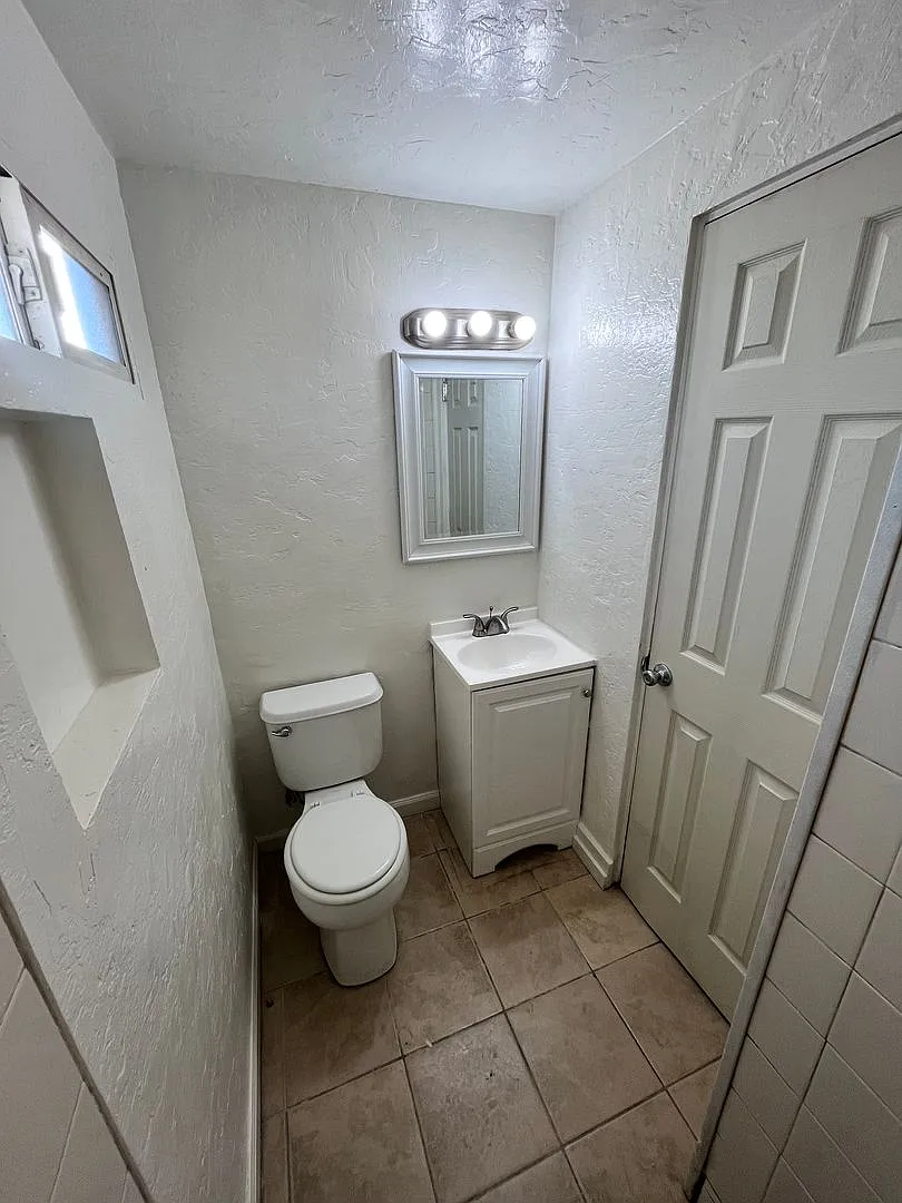 4675 E Benson Hwy — Photo 3