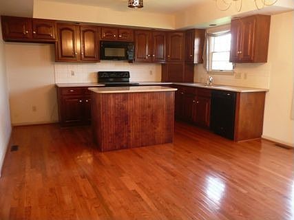 Kitchen/Breakfast Rm