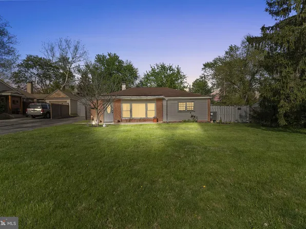 633 Erlen Rd, Plymouth Meeting, PA 19462