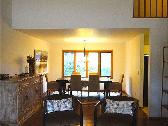 4th image of 7305 Rosewood Ct