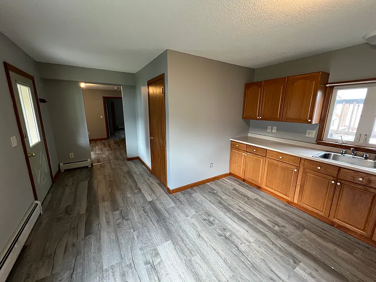 13 Liberty St #11 — Photo 7
