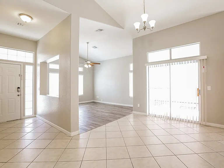 3565 Scottsbluff St — Photo 5