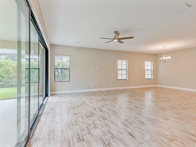 4000 Burdick Loop — Photo 16