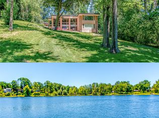 240 Greenwich Rd NE, Grand Rapids, MI 49506