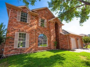 922 Winterwood Ct, Arlington, TX 76017