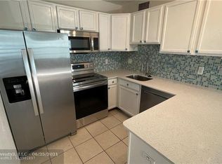 2660 NE 8th Ave APT 321, Wilton Manors, FL 33334