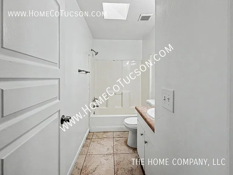 149 W Lester St — Photo 19