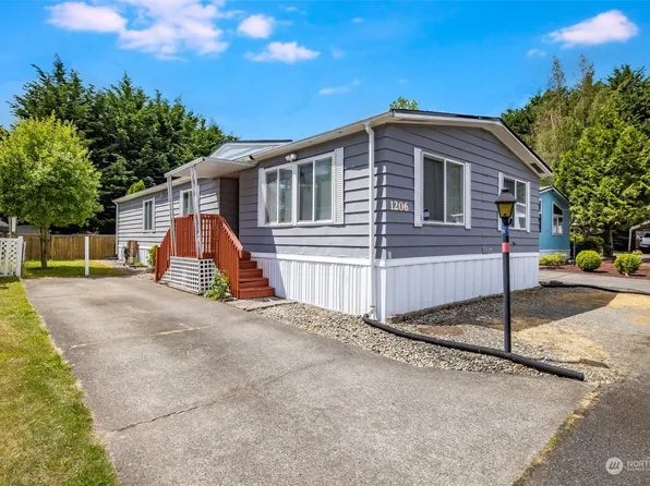 1206 98th Street Ct E, Tacoma, WA 98445