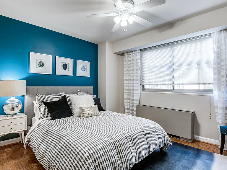 The Berkshire Apartments — Photo 15