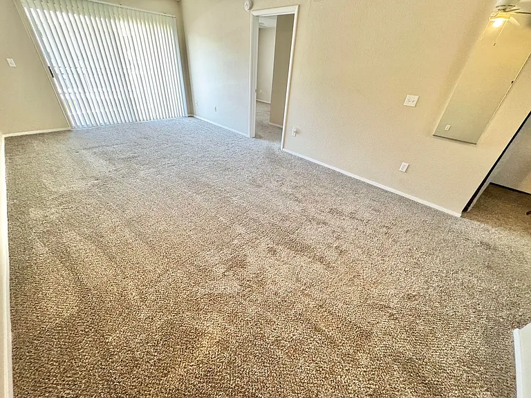 8070 W Russell Rd #2121 — Photo 3