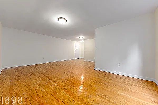 2nd image of 1 Bogardus Pl APT 4M