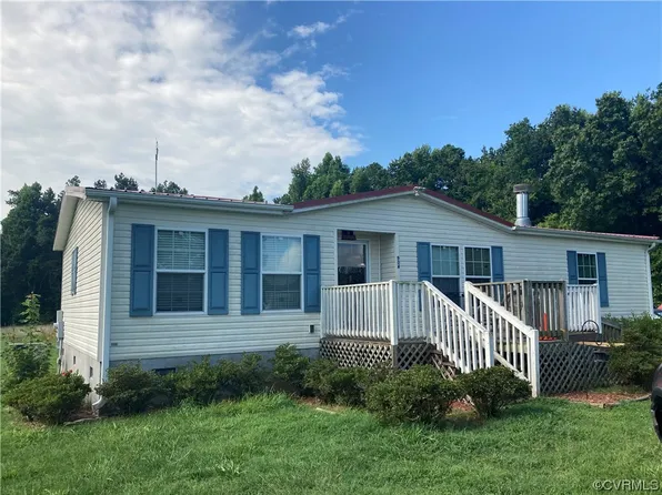 904 Brunswick Rd, Blackstone, VA 23824