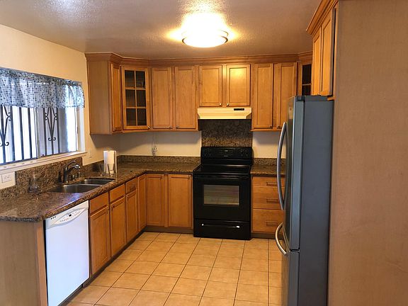 4th image of 647 Undajon Dr