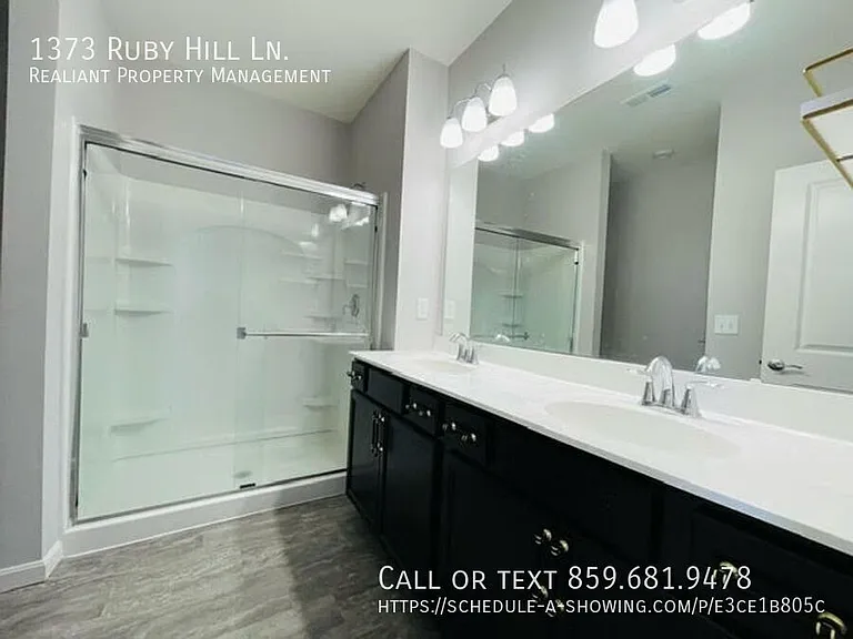 1373 Rubyhill Ln — Photo 8