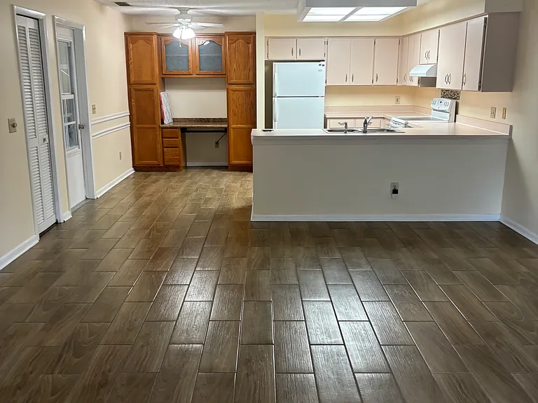 23217 Club Villas Dr — Photo 4