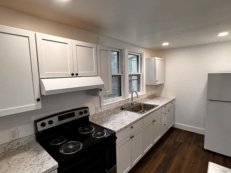 425 Weidman St — Photo 15