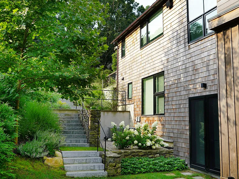 9 Gull Rock Rd — Photo 6
