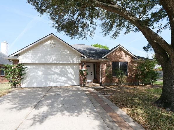 24402 Pepperrell Place St