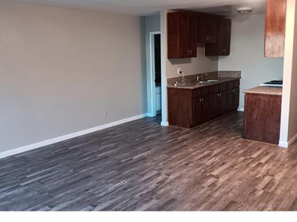 1934 W Florence Ave UNIT 2