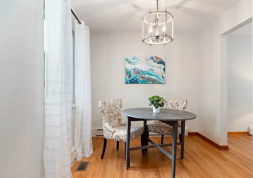 3 bed, 1.5 bath, 1275 sqft, $1,800 — Photo 4