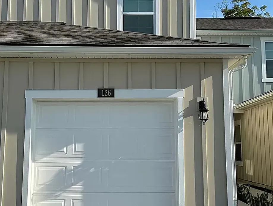 3 bed, 2.5 bath, 1510 sqft, $1,999 — Photo 2