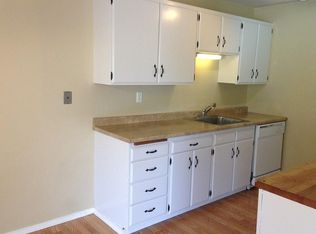 9005 8th Ave SW, Seattle, WA 98106