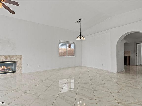 5th image of 5226 Willowdale Ct