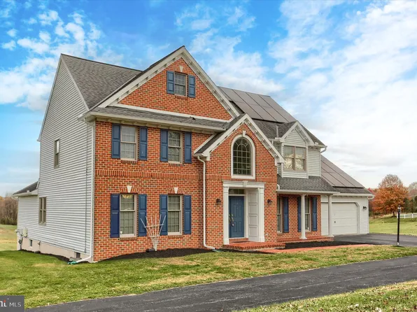 1195 Cherrington Ln, Harrisburg, PA 17111