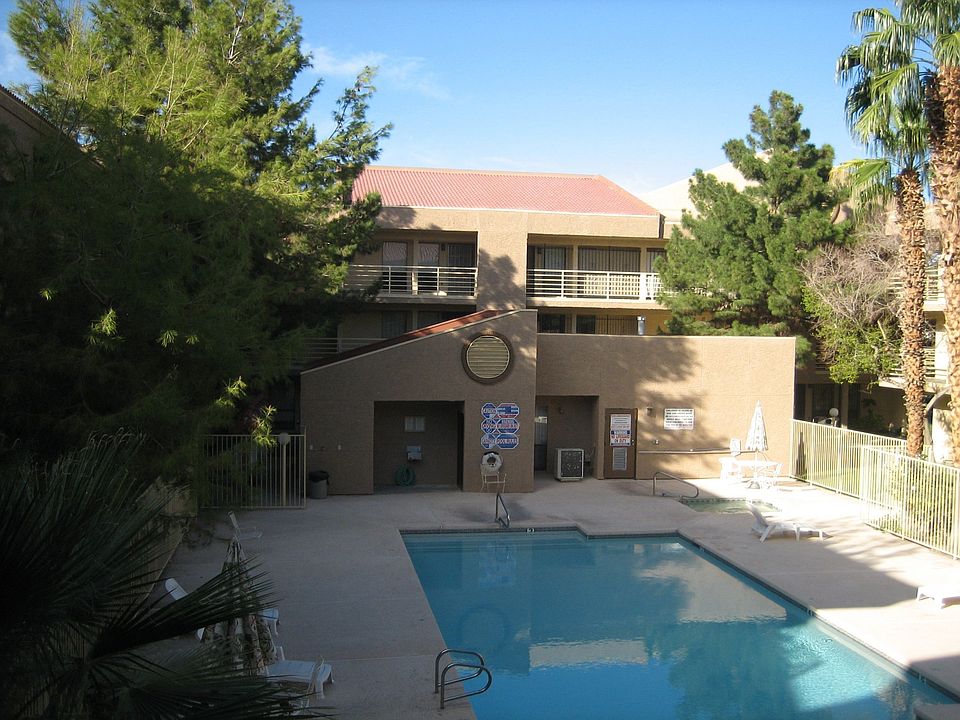 Great Community Pool