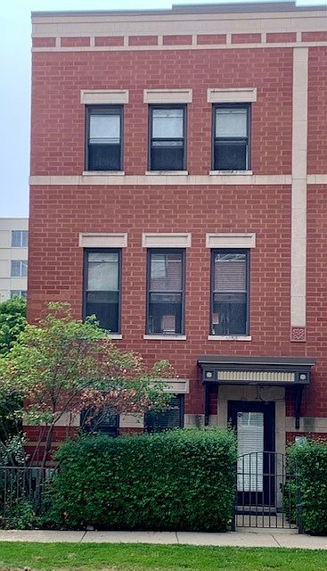 1st image of 1000 N Crosby St #1