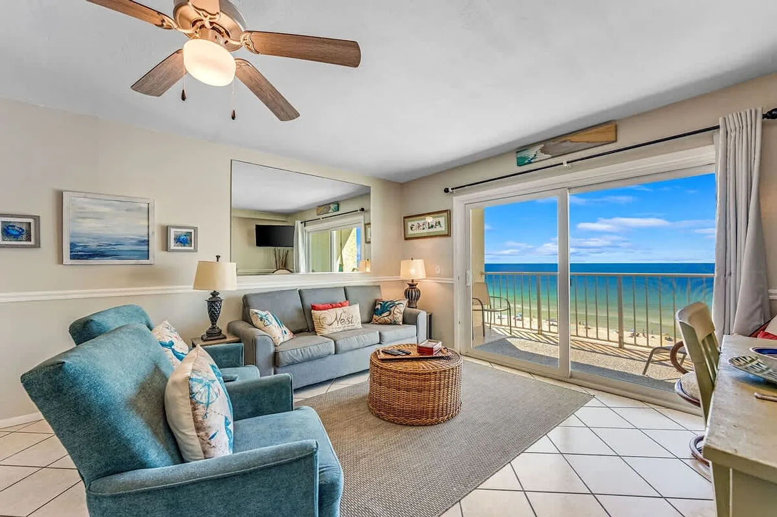 1 bed, 1.0 bath, 731 sqft, $1,449 — Photo 1
