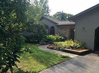 W1289 Mortensen Rd, Brooklyn, WI 53521