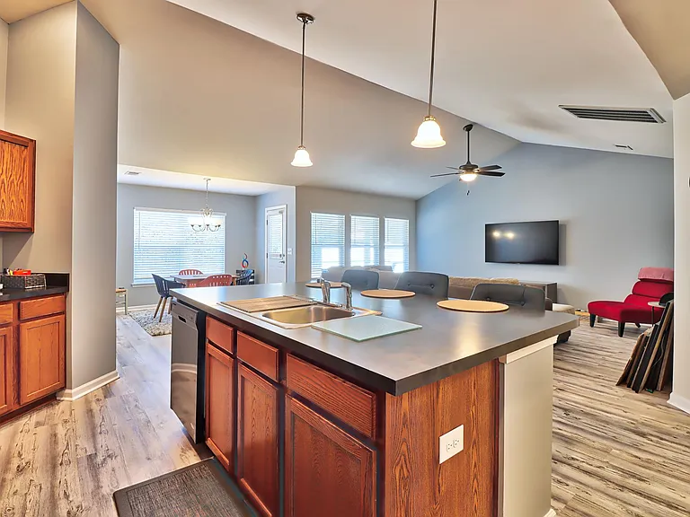 853 Bonita Loop — Photo 11
