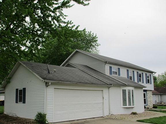 3rd image of 805 Garden Ave