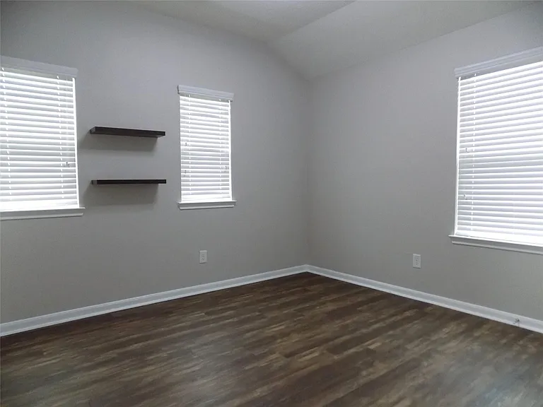 3702 Aubergine Springs Ln — Photo 18