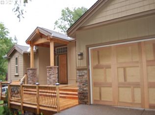 17884 Kelok Rd, Lake Oswego, OR 97034